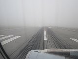 dichter Bodennebel und nur 80m Wolkenhöhe -der erste Landeversuch hat trotzdem geklappt, so dass uns erspart blieb, auf dem Ersatzflughafen in Kattowiz zu landen